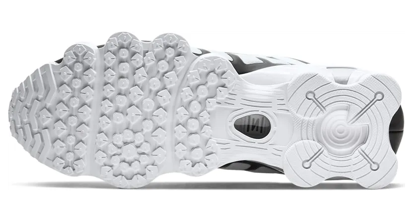 nike-shox AV3595-102