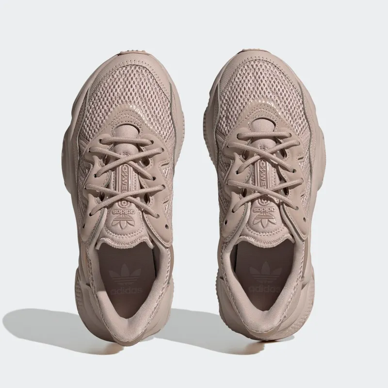 Adidas OZWEEGO Wonder Taupe / Wonder Taupe / Cloud White (HQ1621)