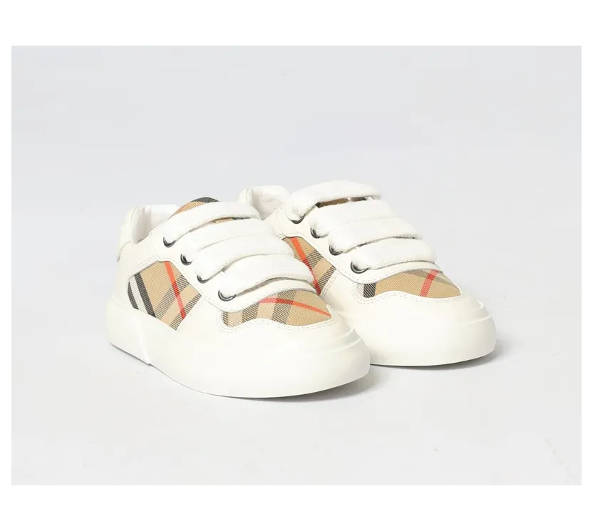 BURBERRY Sneakers White (8089736B9368)
