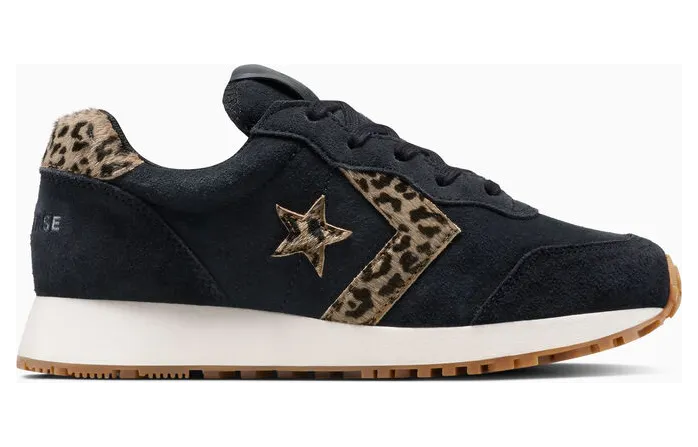 converse-sneaker A18933C