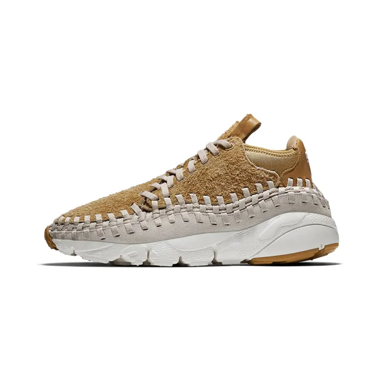 Nike Air Footscape Woven Chukka “Flat Gold / Summit White / Light Orewood Brown” (913929-700)