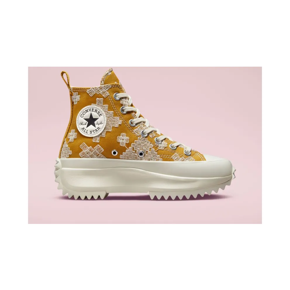 Converse Run Star Hike Platform Tonal Embroidery Goldtone/egret/egret (A02231C)