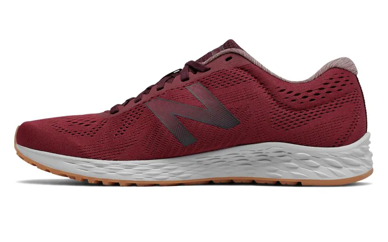 New Balance Fresh Foam Arishi “Dark Red” (MARISLM1)