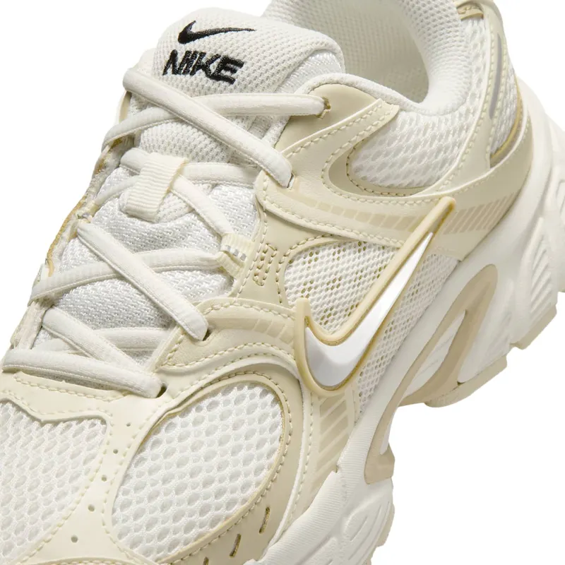 nike-v5-rnr IO0464-101