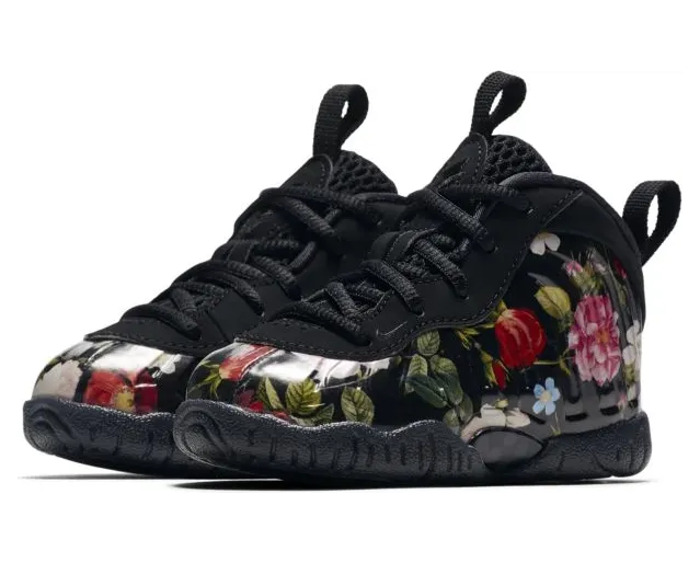 nike-air-foamposite AT8250-001