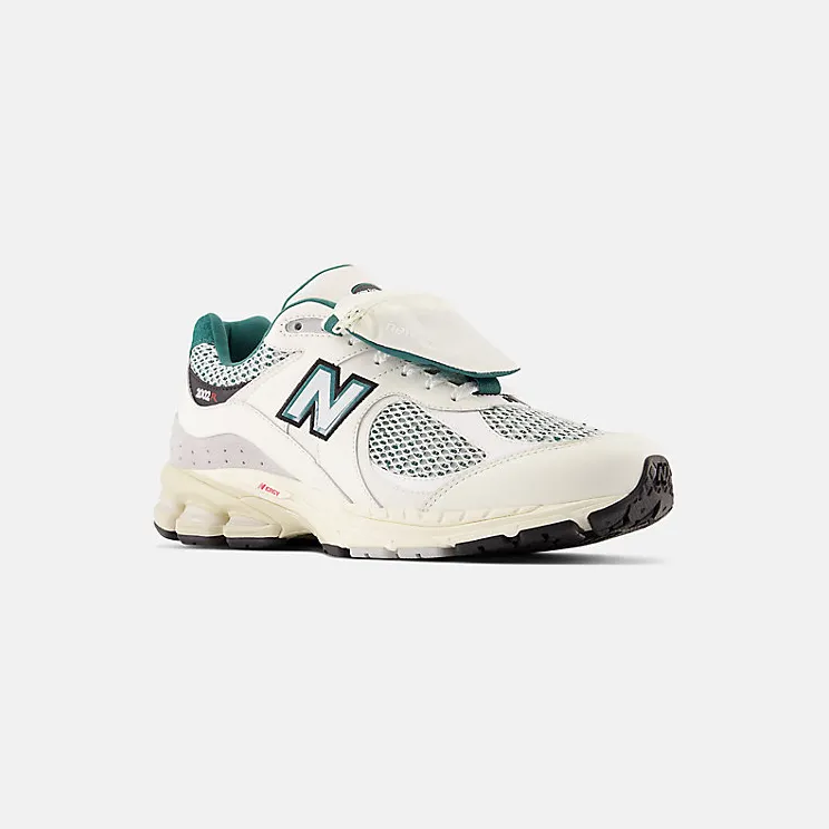 new-balance-2002r M2002RVD