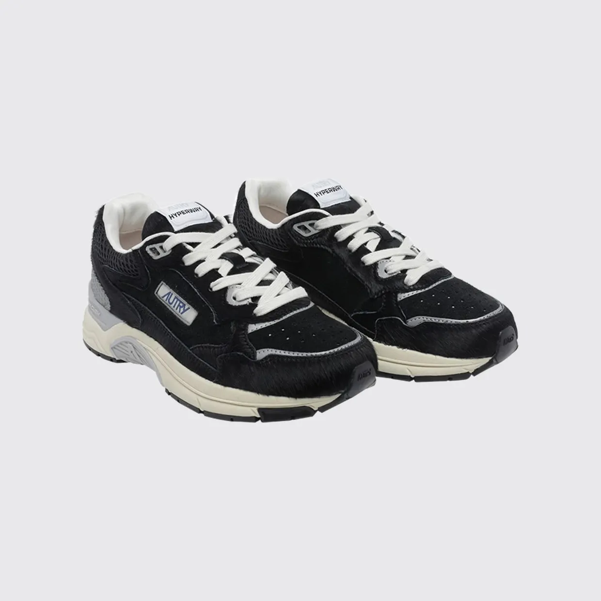 Autry Hyperway Low-Top Sneakers in Leather and Mesh with a Serrated Sole Black (HYLWWM02)