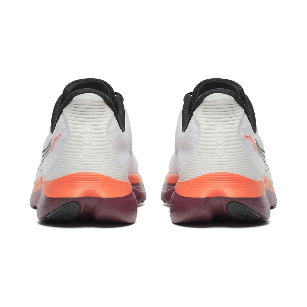 SAUCONY Kinvara 16 “White / Crimson” (S21020-172)