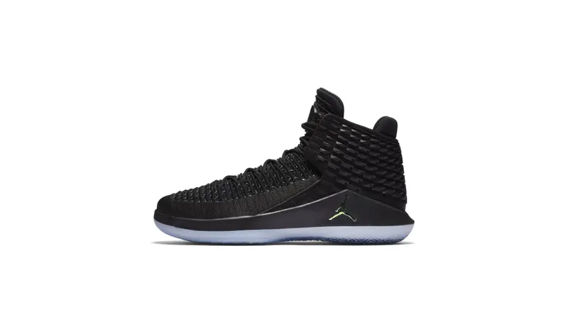 Jordan Air XXXII Black Cat Black/Multi-Color-Metallic Silver (AA1253-003)