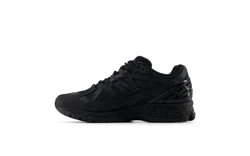 New Balance 1906 “Tripple Black” (M1906NJ)