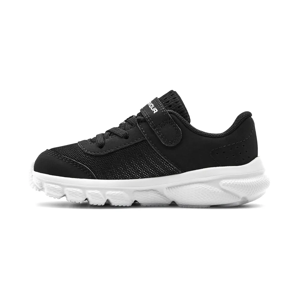 Under Armour Assert 8 Black (3023871-001)