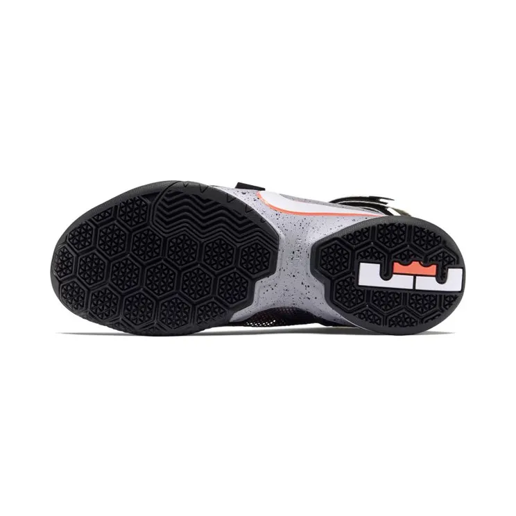 nike-lebron-soldier 810803-015