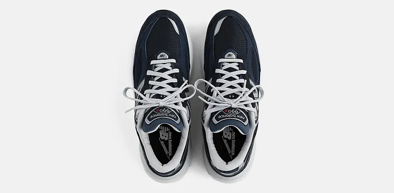 New Balance 990v6 “MiUSA – Navy White” (W990NV6)