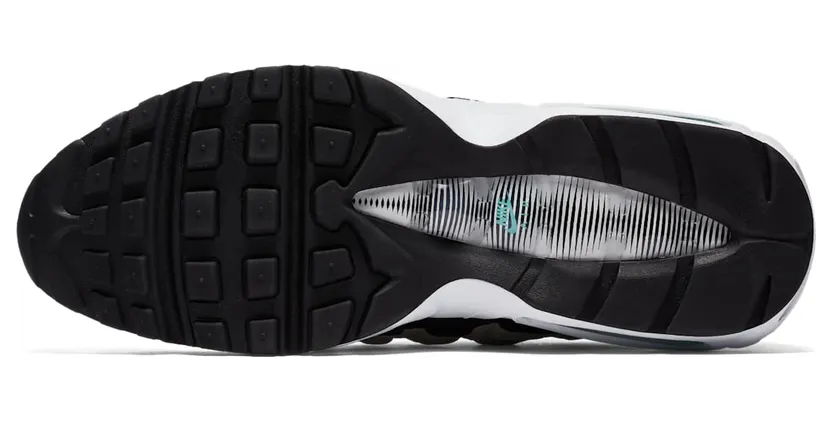nike-air-max 749766-027