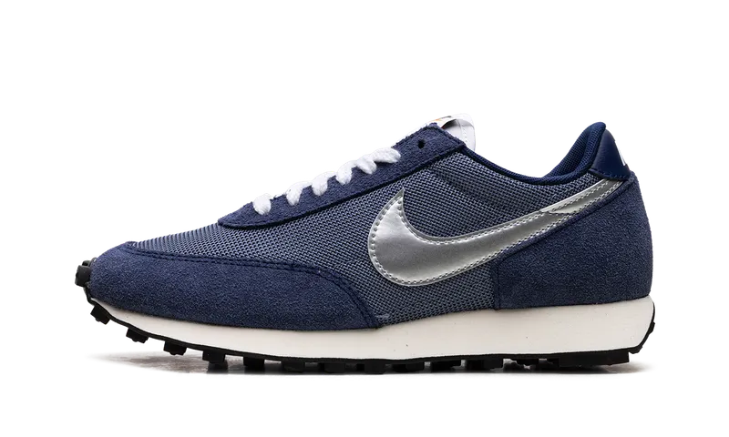 Nike Daybreak SP “Blue Void / Diffused Blue” (BV7725-401)