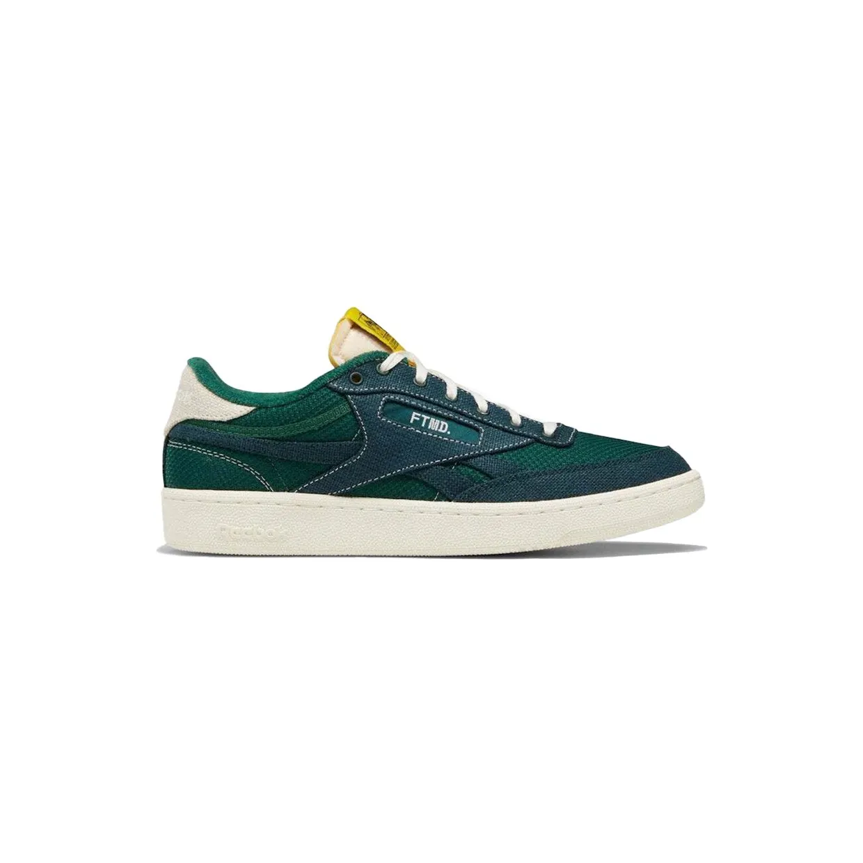 reebok-revenge HQ2203