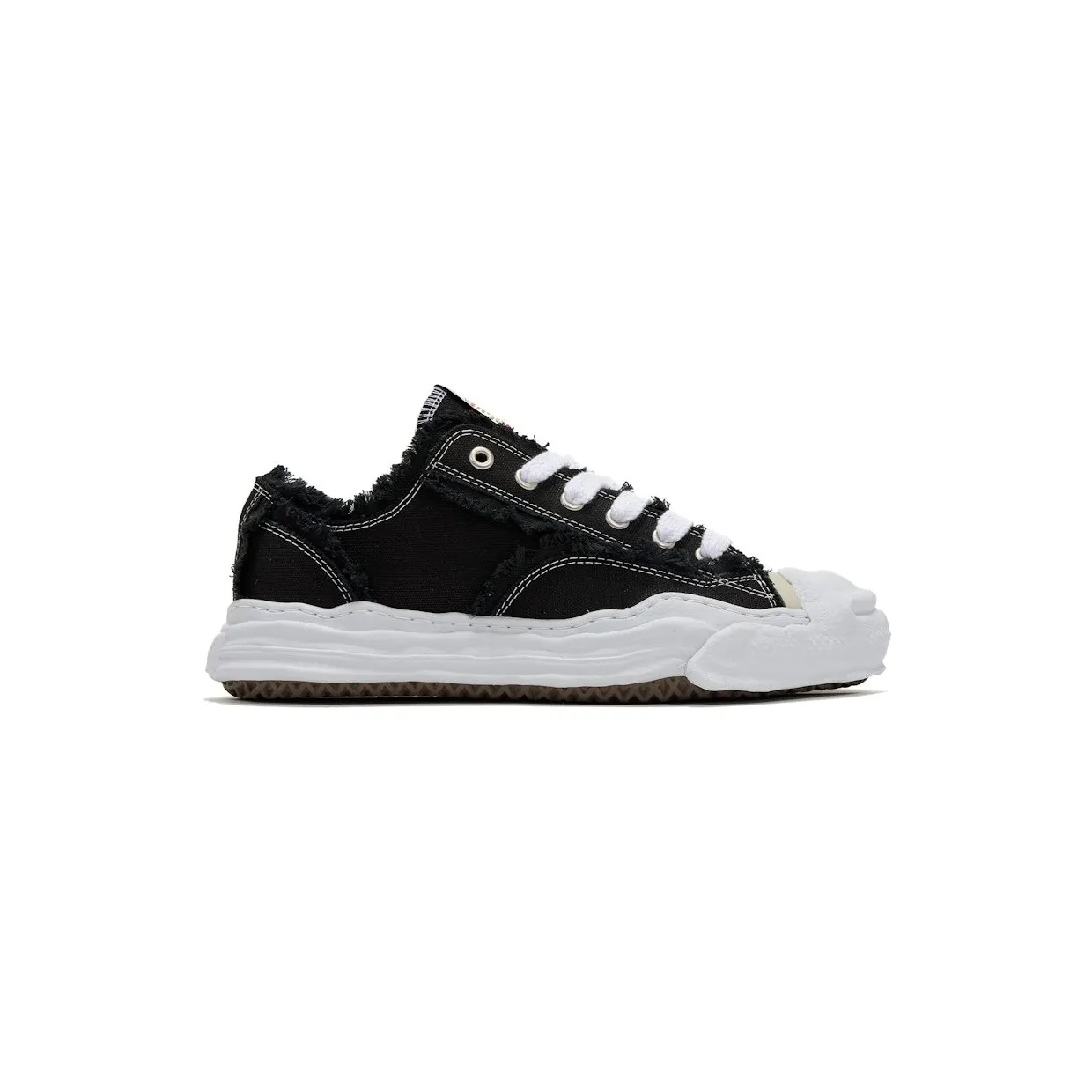 Maison Mihara Yasuhiro Hank OG Sole Canvas Low Frayed Black (A10FW714-BLK)