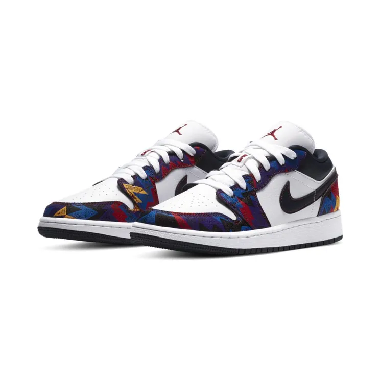 Air Jordan 1 Low SE GS ‘Nothing But Net’ White/Dark Obsidian/Team Red (CZ8657-100)