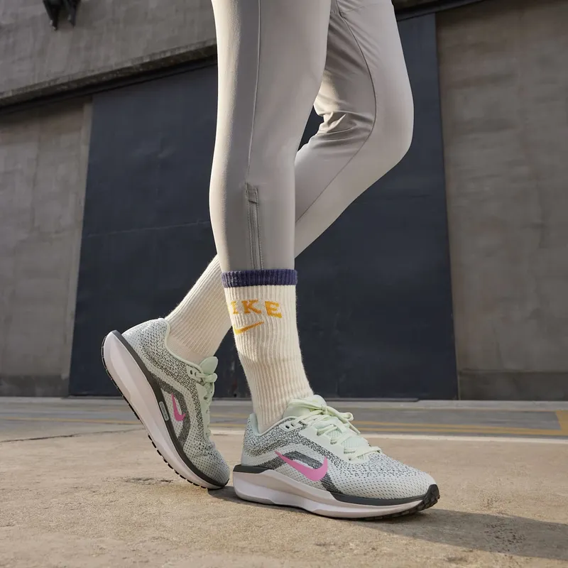 Nike Winflo 11 Barely Green Anthracite White Playful Pink (FJ9510-300)