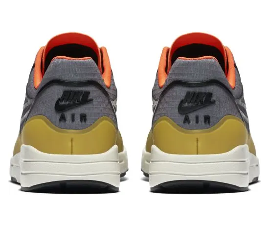 nike-air-max 881103-001