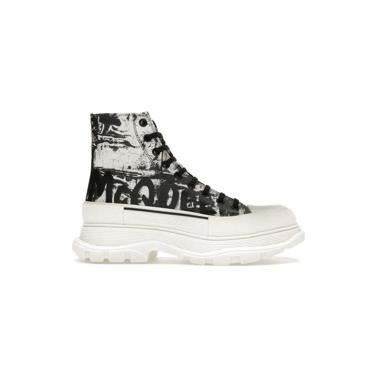 Alexander Mcqueen Graffiti Tread Slick Boot White Black (705667W4TG49356)