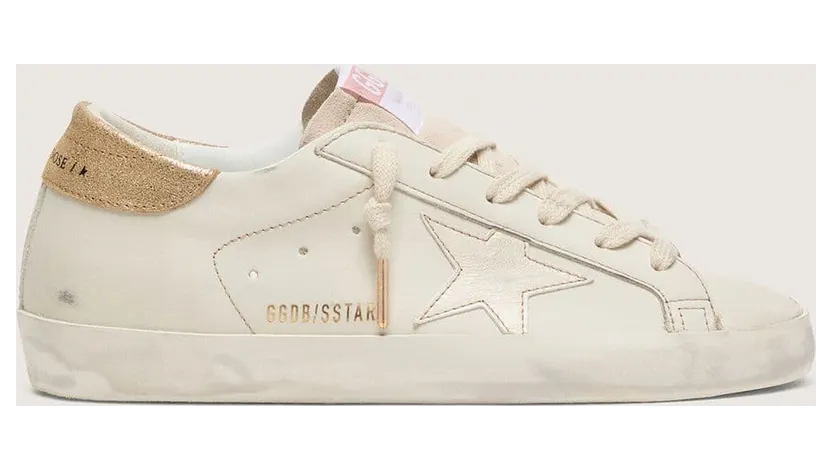 Golden Goose Women’S Super-Star In Worn White Leather With Tone-On-Tone Star (GWF00101.F007078.82912)