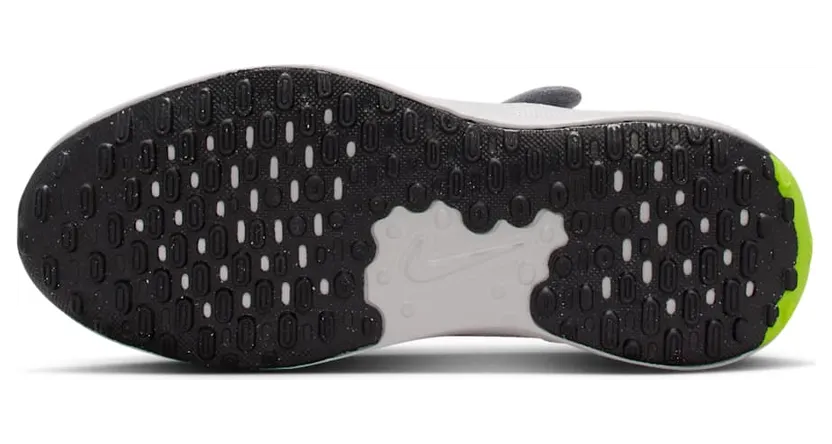 nike-revolution FB7690-009