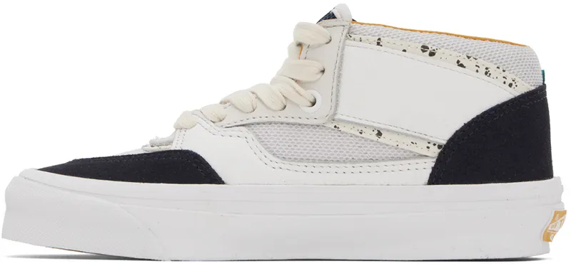Vans White & Navy OG Half Cab (VN0A5HTJBDR1)