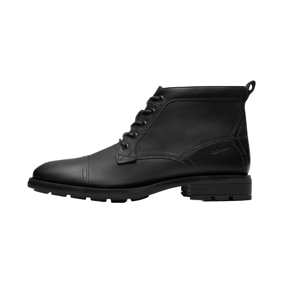 Clarks Emmet Zip “Black Distressed” (26184820)