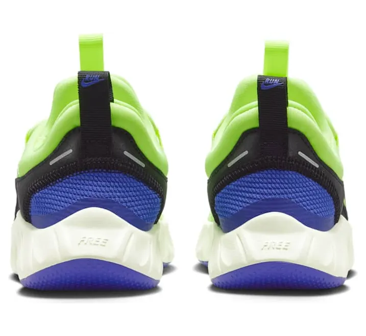 nike-free IQ5811-700