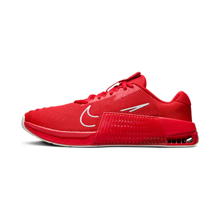 Nike Metcon 9 “University Red / Gym Red / Pure Platinum” (DZ2617-600)