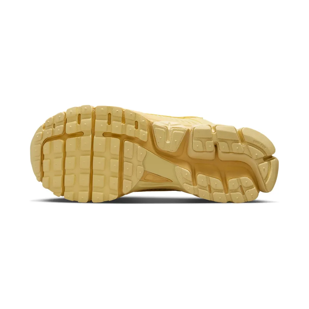 Nike Zoom Vomero 5 Saturn Gold (FQ7079-700)