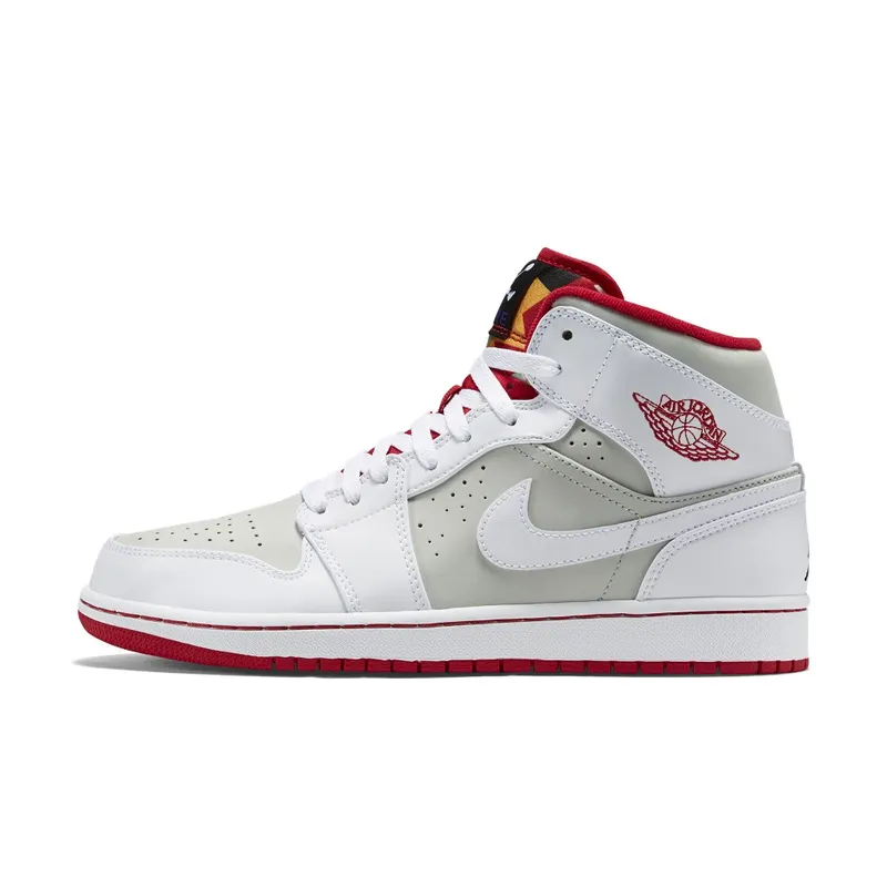 Jordan 1 Retro Hare (2015) White/True Red-Light Silver-Black (719551-123)