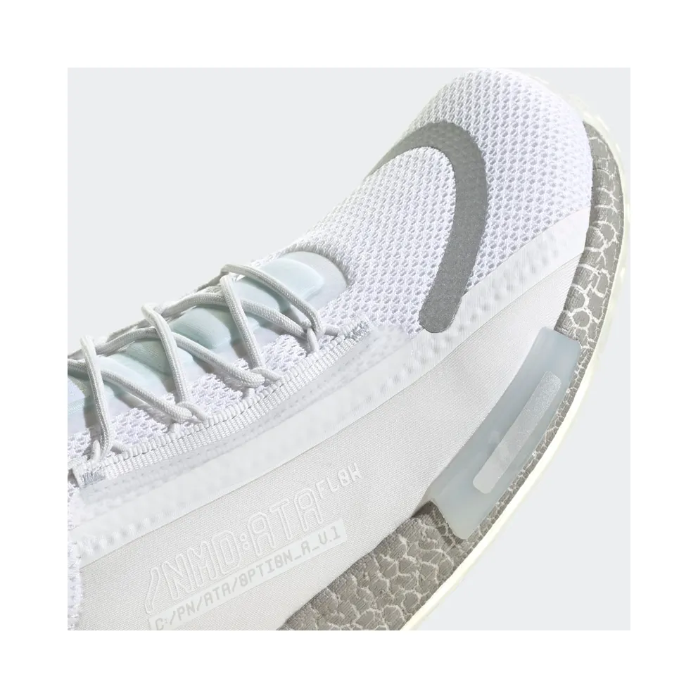 adidas NMD_R1 Spectoo Cloud White / Crystal White / Silver Metallic (GZ9267)