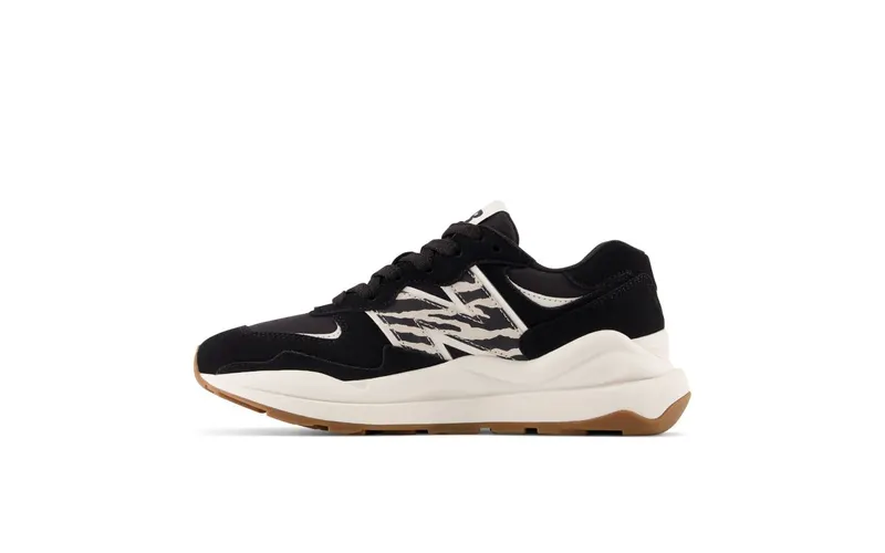 New Balance (W) 57/40 ‘Black Zebra’ (W5740APA)