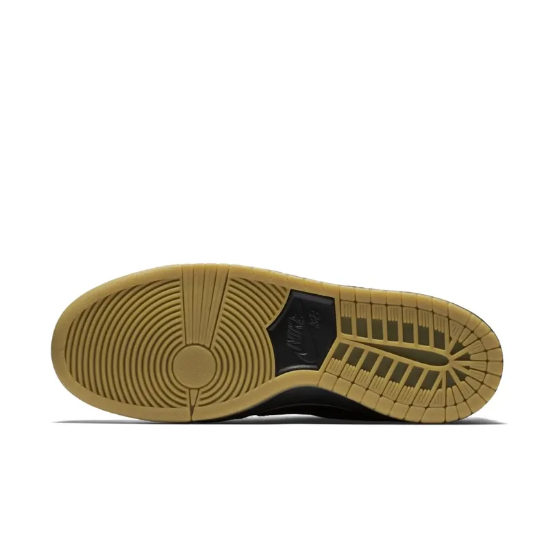 Nike SB Dunk Low IW Black Gum Black/Black-Gum Light Brown (819674-002)