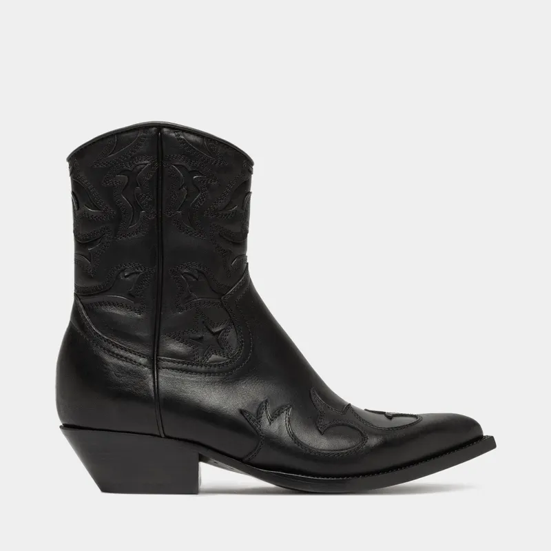 Buttero Flee “Black” (126-BUTTERO-B10981CUS-DC-01)