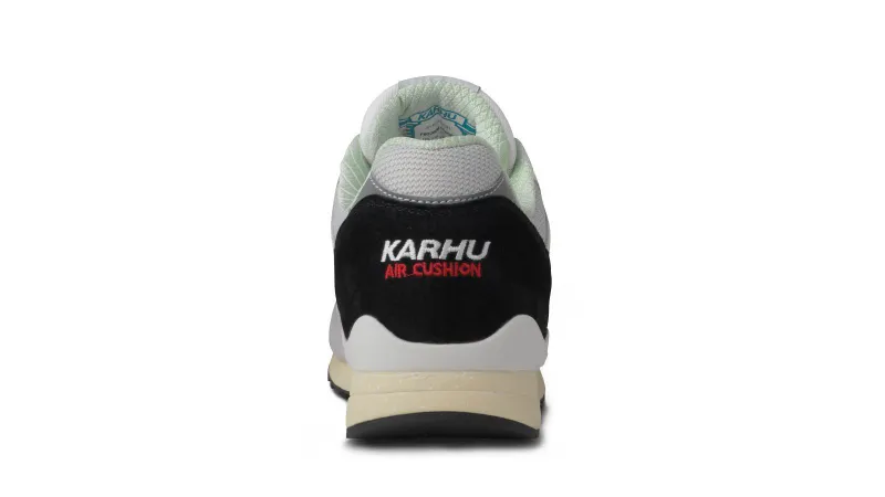 Karhu Synchron Classic Dawn Blue / Lily White (F802669)