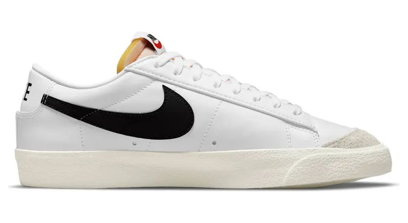 nike-blazer DA6364-105