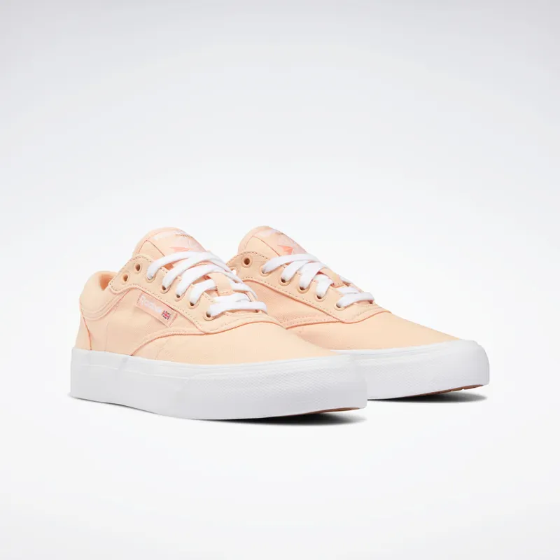 reebok-classic-leather Q46151