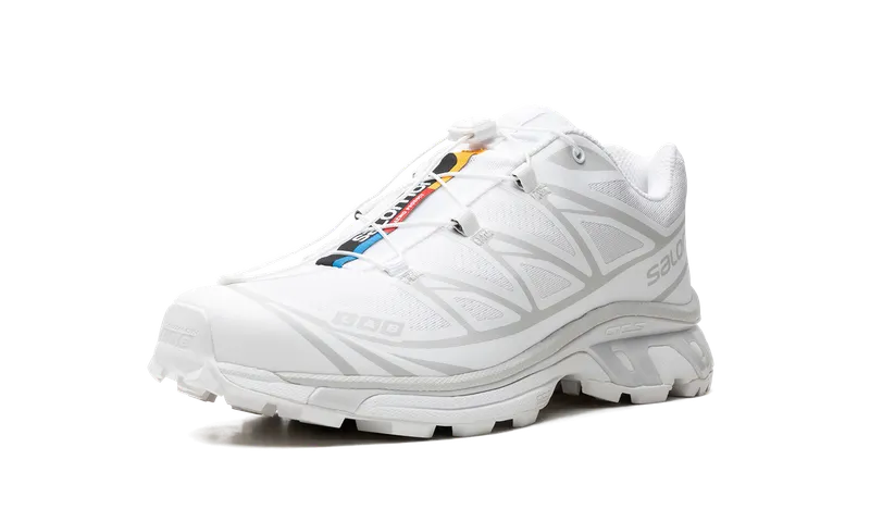 Salomon XT-6 “White”: technisch silhouet, cleane look (3)