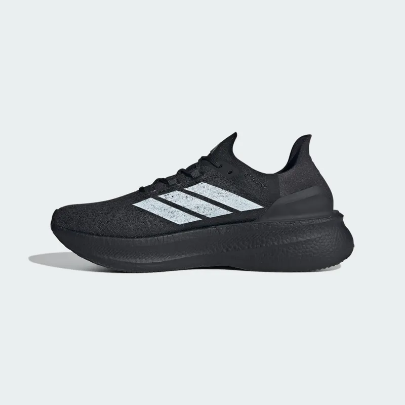 Adidas Ultraboost 5 Strung Core Black / Cloud White / Iron Metallic (JQ2941)