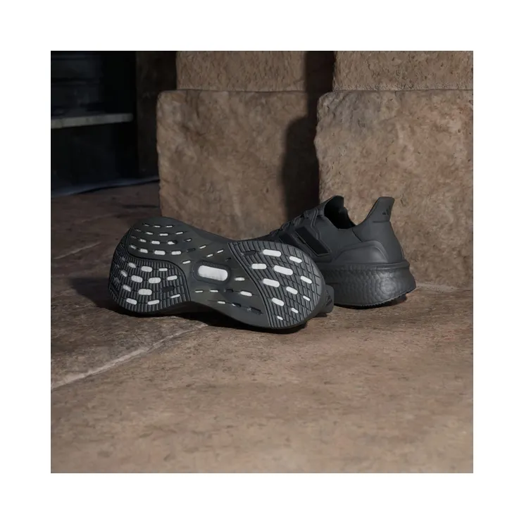adidas-ultraboost ID8812