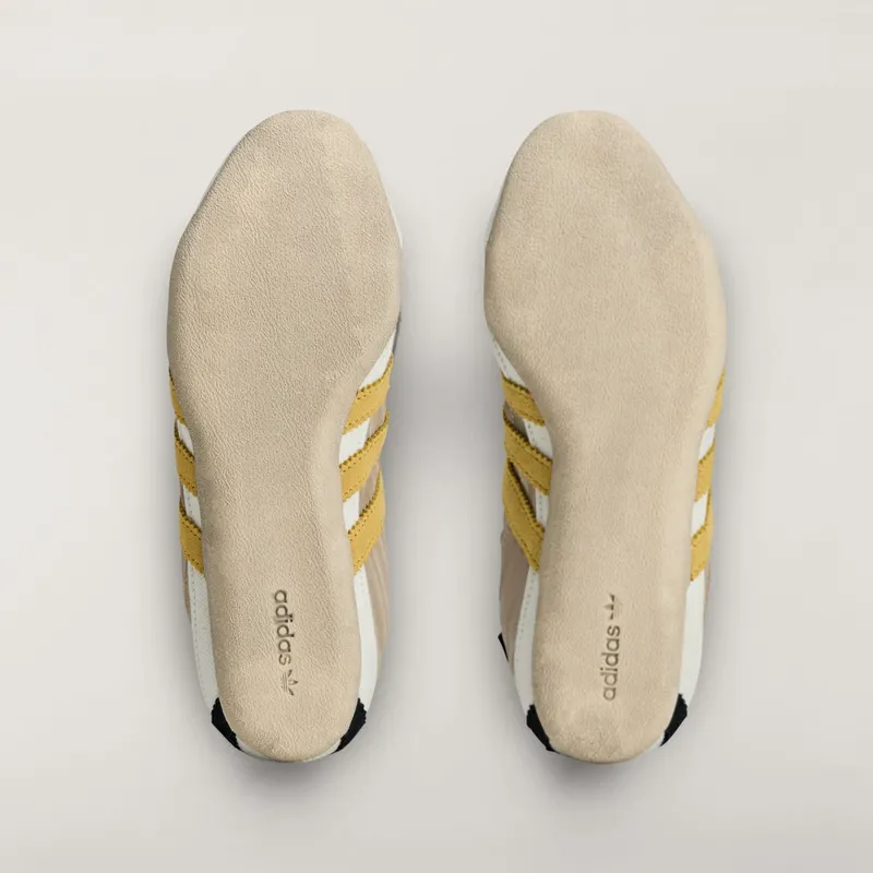 Adidas Tokyo “Song For The Mute”: stille collab in off-white en geel (2)