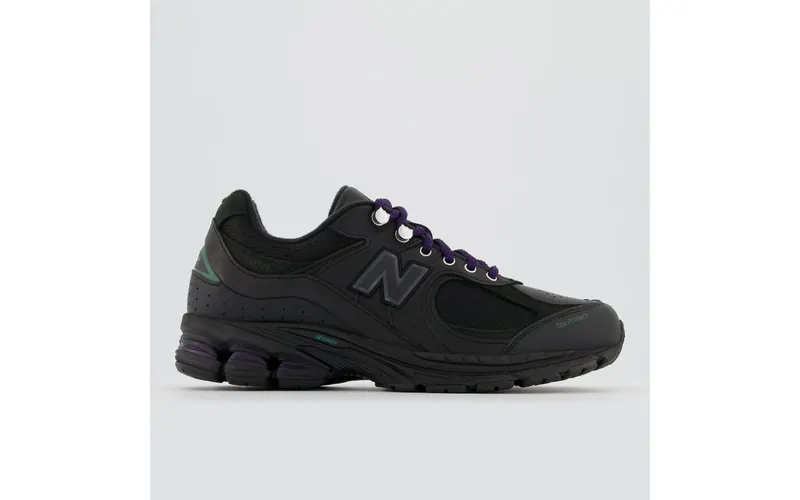 New Balance 2002R Wonderland Pack Black (M2002RWN)