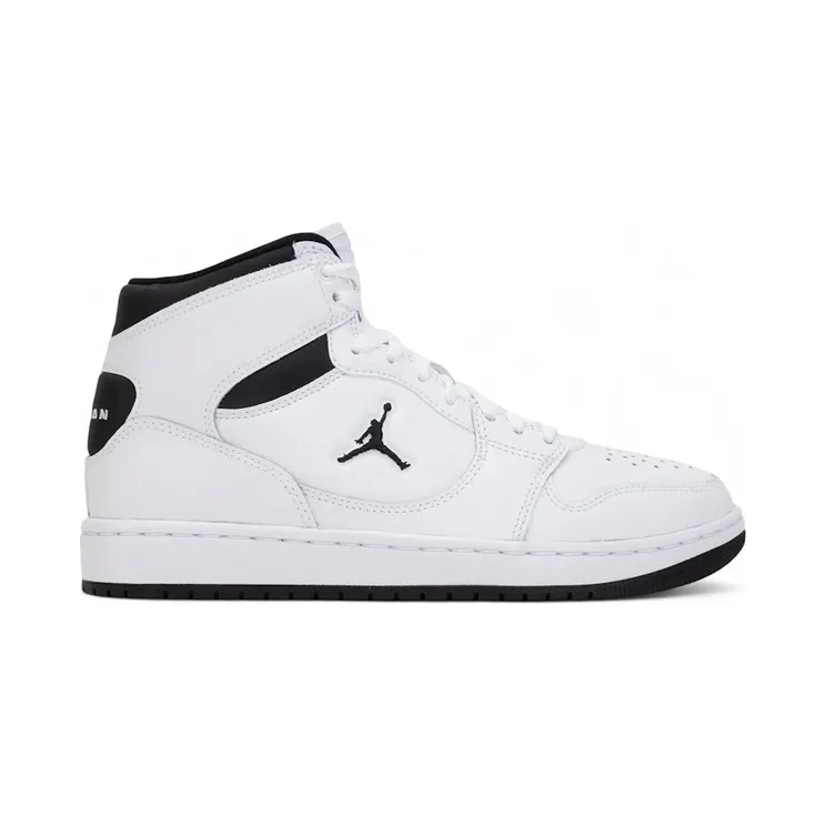 Jordan Court Connect Mid White Black (IQ8289-100)