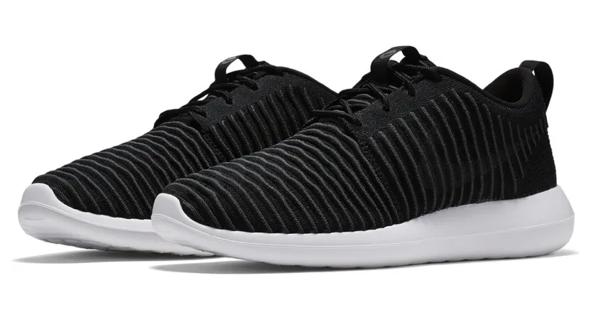 Nike Roshe Two Flyknit Black/Dark Grey-White-Volt