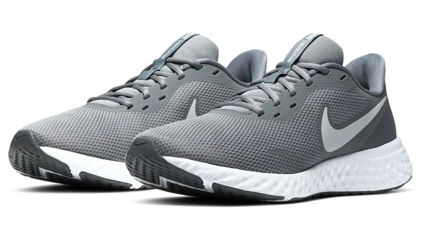 Nike Revolution 5 Cool Grey