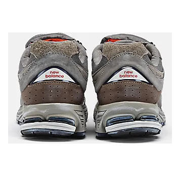 new-balance-2002r M2002RVA