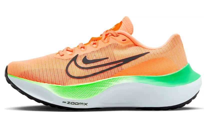 Nike Zoom Fly 5 voor dames (straat) Oranje (DM8974-800)